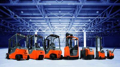 Carrelli fermi in magazzino